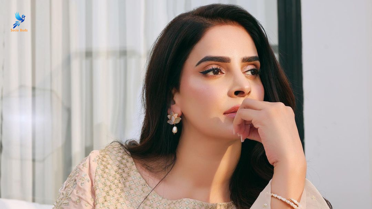 Featured Images 11 - Saba Qamar Reveals Her Unusual Sniffing Habit Socio Buds